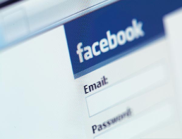 Virus en Facebook, un nuevo virus en forma de ví­deo amenaza a los usuarios de Facebook 3