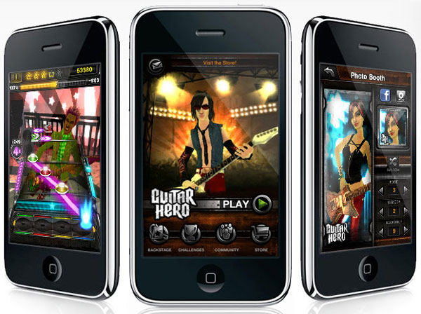 iPhone 4 Guitar Hero, el videojuego Guitar Hero es uno de los platos fuertes del iPhone OS 4