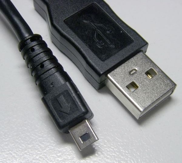 2010_07_31_MicroUSB2