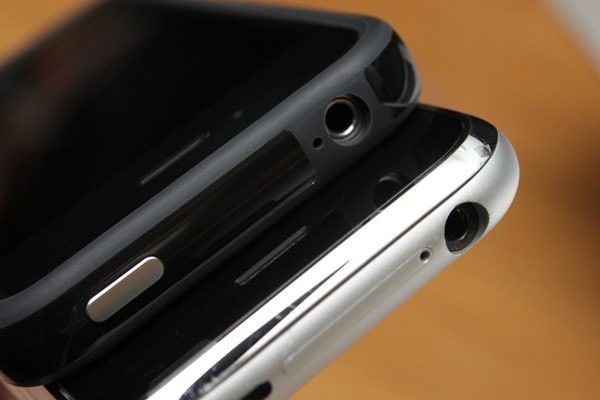 iPhone 4, Apple recibe las primeras denuncias por los fallos de cobertura