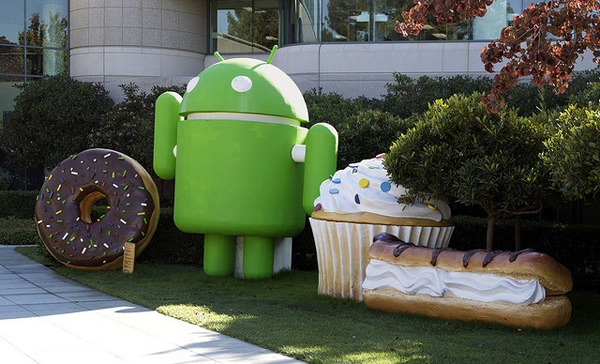 Android, Eric Schmidt dice que se venden 200.000 móviles diarios con Android