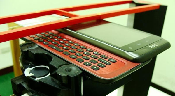 HTC PD42100, misterioso móvil táctil con Android y potente procesador