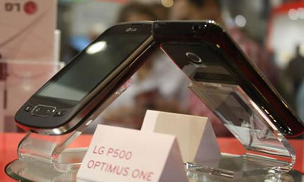 LG-Optimus-P500-3