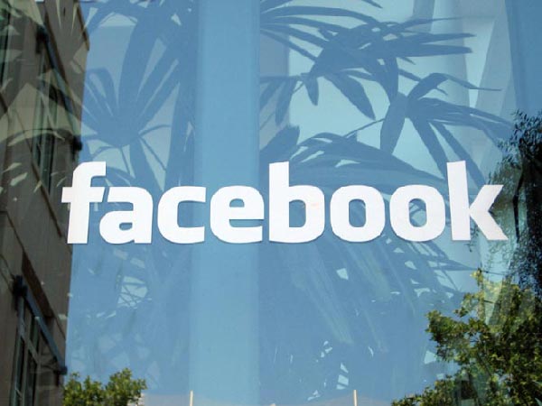 Facebook Phone, INQ Mobile podrí­a estar desarrollando dos móviles de marca Facebook