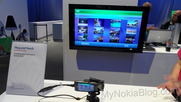 Nokia N8 Plug and Touch, cómo convertir cualquier pantalla en superfí­cie táctil