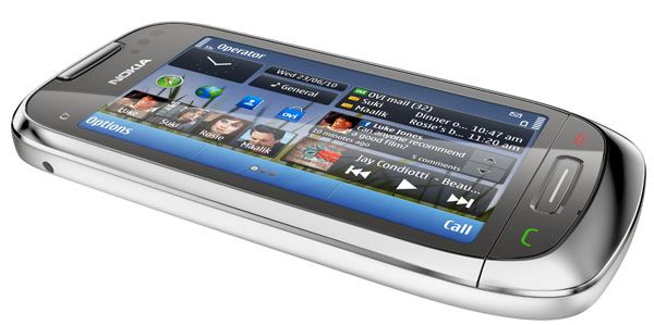 Nokia C7 y NFC, el móvil de Nokia lleva un chip NFC para hacer micropagos por contacto