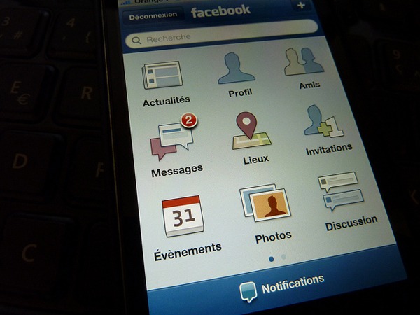 Facebook alcanza los 200 millones de usuarios de Facebook móvil
