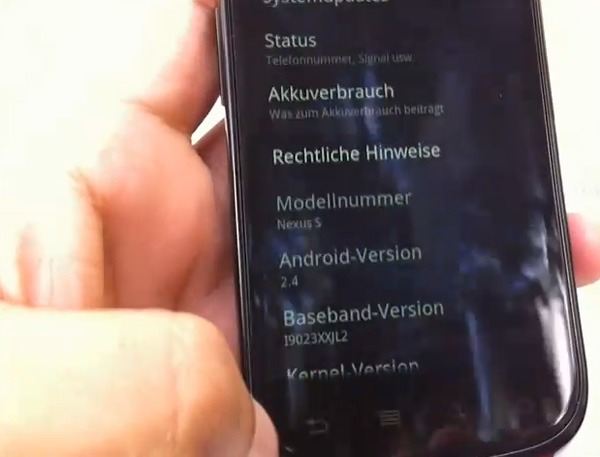 GOOGLE-NEXUS-S-02