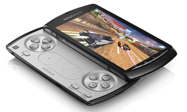 Sony-Ericsson-XPERIA-Play-b06