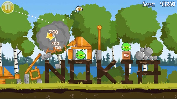 nokia-c7-angry-birds-magic-nfc-02
