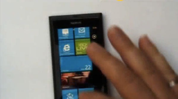 Nokia Windows Phone, al descubierto el prototipo del primer Nokia con Windows Phone 4