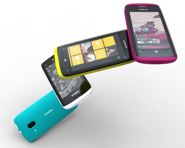 Nokia 710, otro Windows Phone para la nueva familia