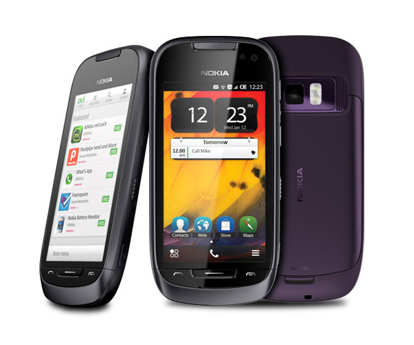 nokia-701-vs-nokia-c7-foto3