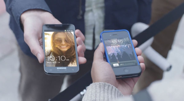 Samsung se mofa del iPhone 4S en un anuncio
