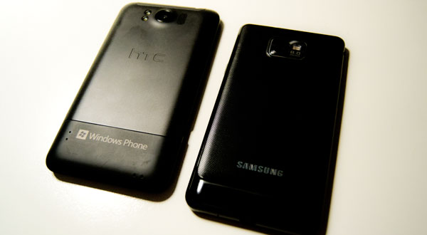 Comparativa: Samsung Galaxy S2 vs HTC Titan 9