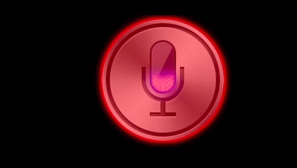 El asistente del iPhone 4S ya tiene su falsa peli de terror