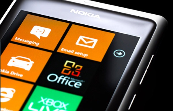 Nokia Lumia 800