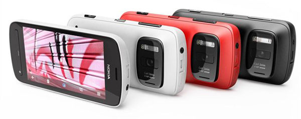 Nokia 808 PureView Vs Sony Xperia S