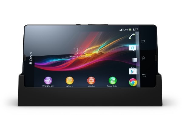 Así­ es la base de carga del Sony Xperia Z