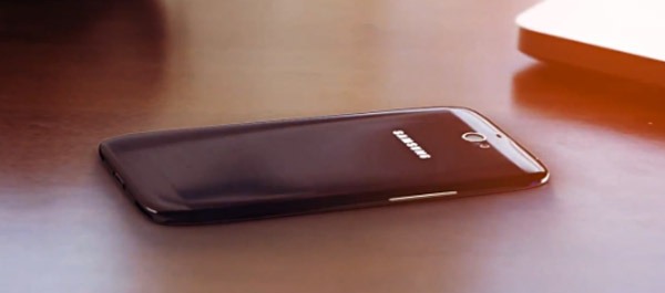 La pantalla del Samsung Galaxy S4 se empezarí­a a fabricar este mes