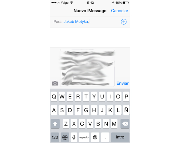 Compartir un mensaje de texto a través del correo electrónico de iOS