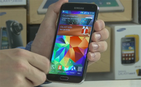 Ví­deo de un Samsung Galaxy S5 con Android 5.0 Lollipop