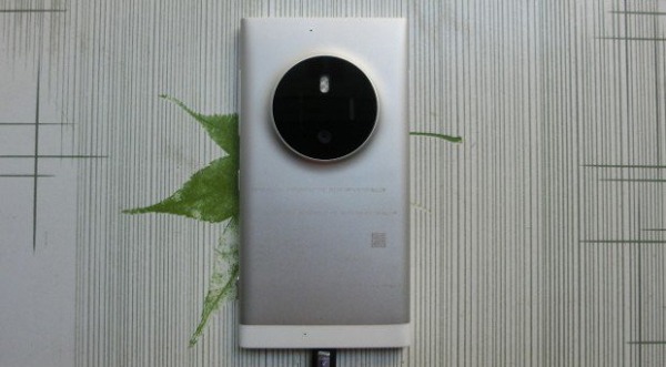 Se filtra una fotografí­a de un posible sucesor del Nokia Lumia 1020