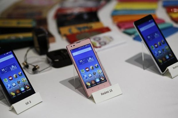 Por qué no sale a cuenta comprar un móvil en China