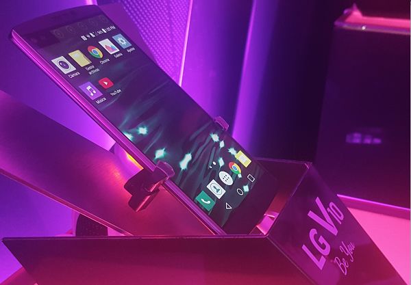 LG V20