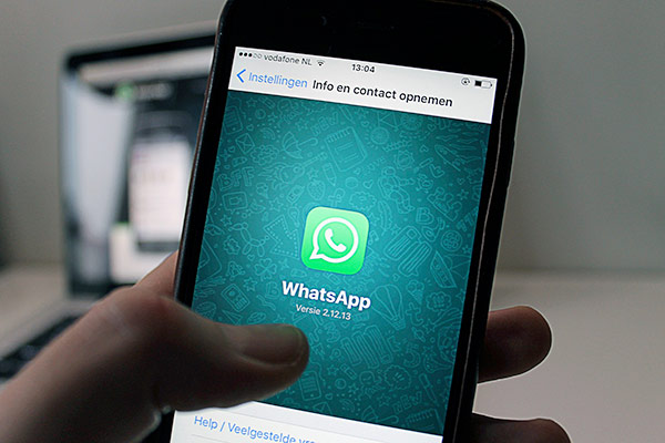 Cómo crear y recuperar una copia de tus chats de WhatsApp