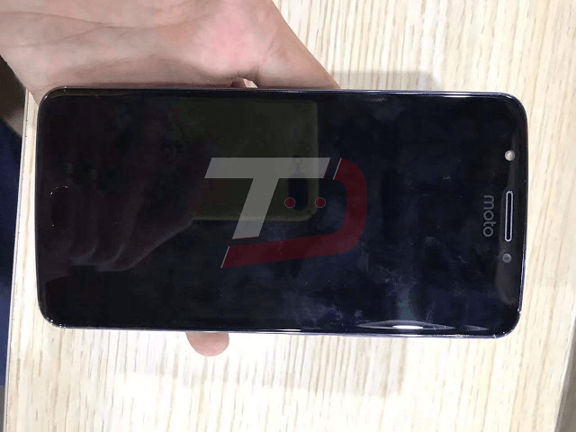 Moto E4 Plus frontal