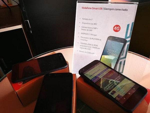 Vodafone Smart E8, un móvil asequible por menos de 100 euros 2