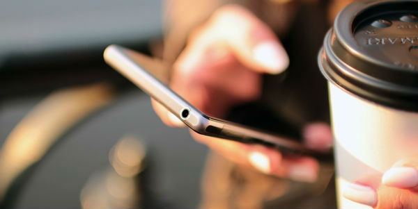 10 móviles de menos de 150 euros para comprar con operadoras