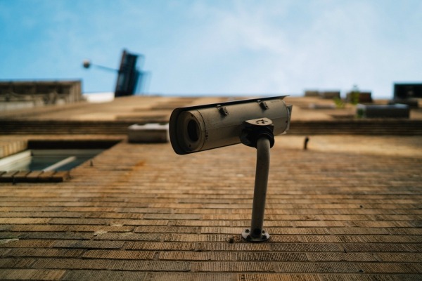 Cámara de vigilancia o monitor para bebés