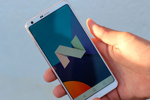El LG G7 contarí­a con un escáner de iris como el del Samsung Galaxy S8