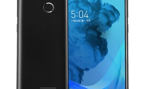 Lenovo K320t, el primer móvil con pantalla panorámica de Lenovo