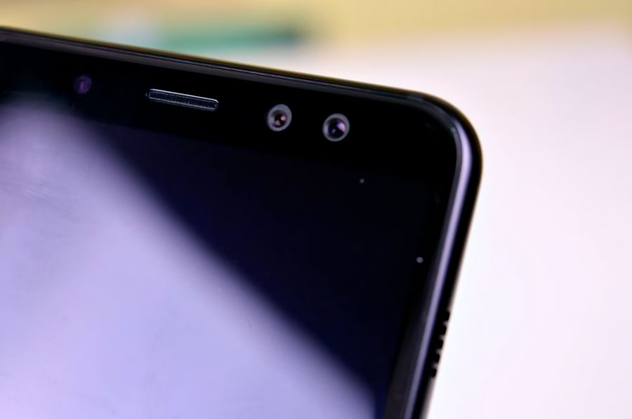 comparativa Xiaomi Mi MIX 2 vs Samsung Galaxy A8 2018 cámara delantera A8