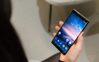 Nokia 8 Sirocco, móvil con pantalla curva y cámara doble