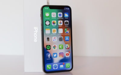 El iPhone del futuro tendría pantalla curva y se controlaría sin tocar el panel