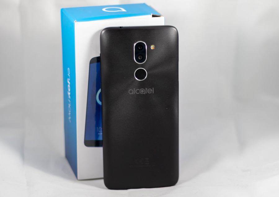 comparativa Alcatel 3X vs Wiko View 2 trasera 3X