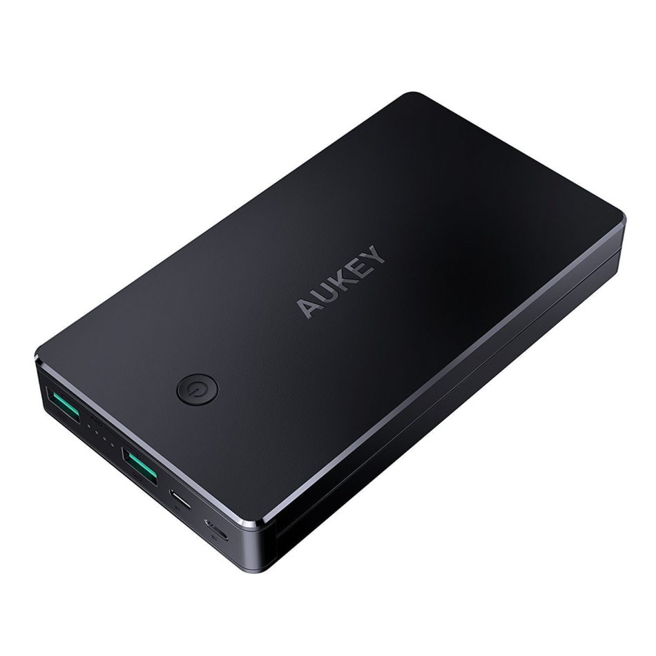 5 baterías externas baratas con buena capacidad para tu móvil 2 Power Bank AUKEY de 20000 mAh