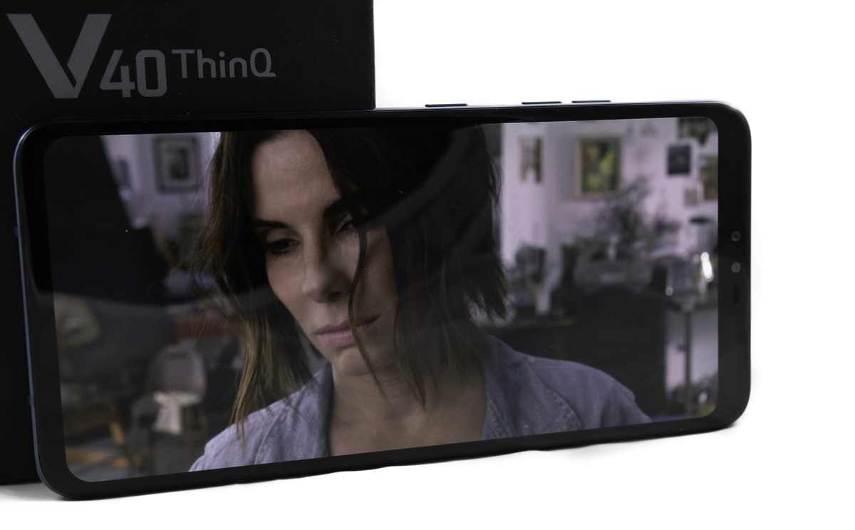 LG V40 ThinQ
