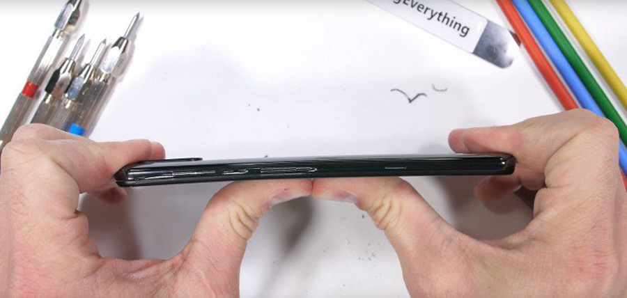 Así soporta el Xiaomi Mi Mix 3 las pruebas de resistencia más duras