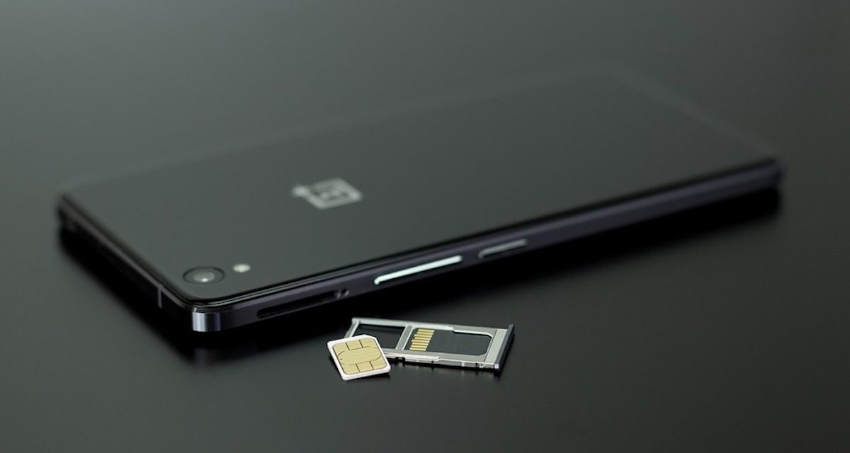Móviles con tres SIM o triple SIM, ¿existen o son un mito?