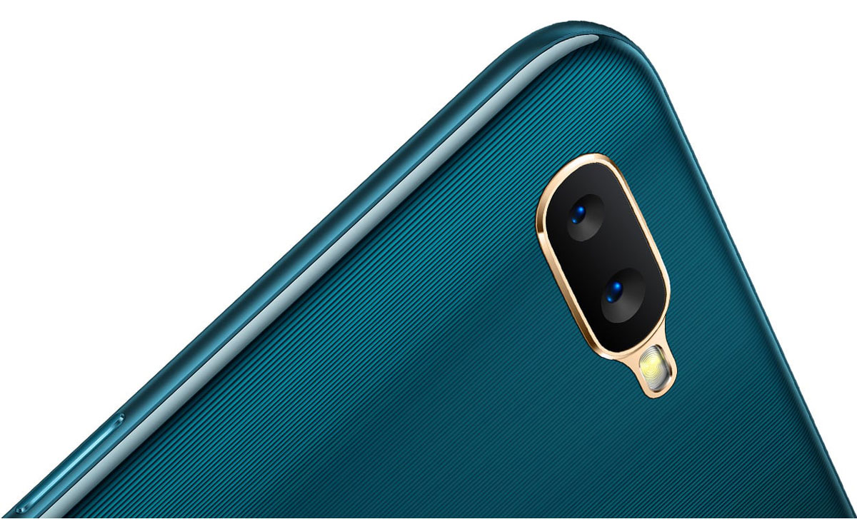 oficial OPPO AX7 cámara trasera