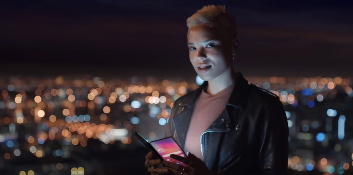 Samsung muestra su móvil plegable en un vídeo