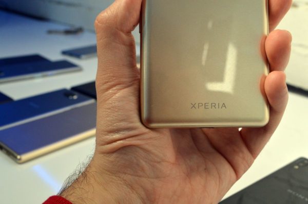 Sony-Xperia-L3-9