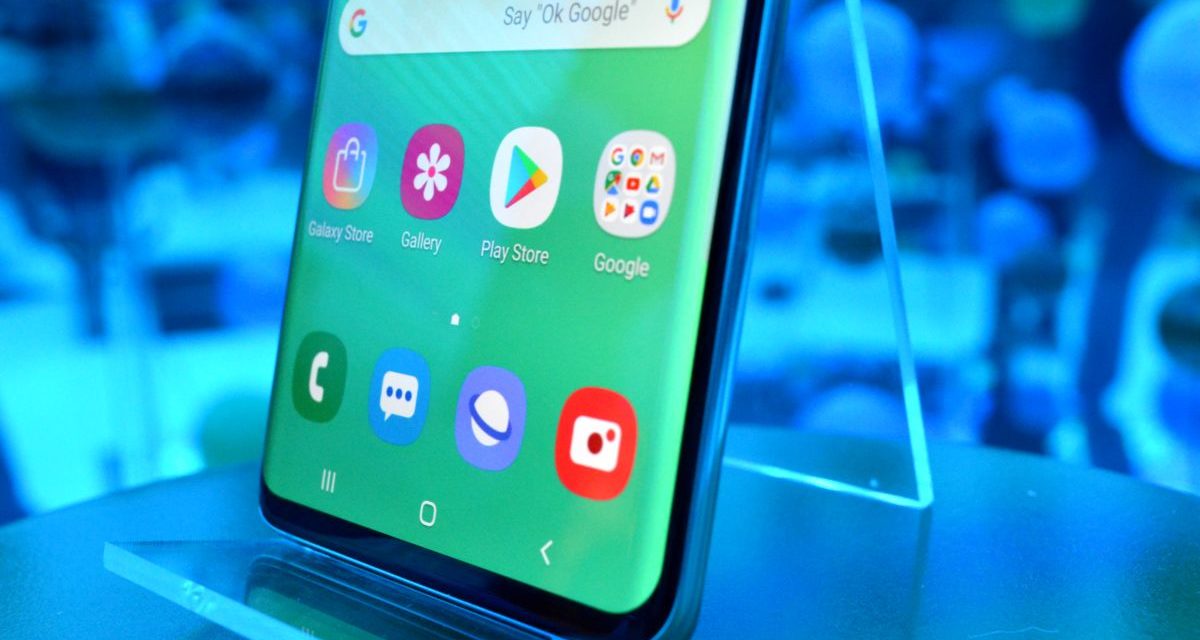 El Samsung Galaxy S10 se actualiza con mejoras en el sensor de huellas