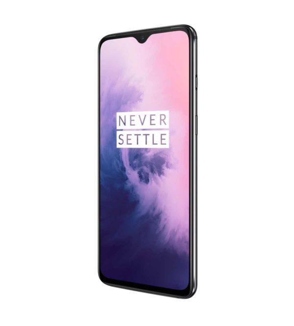 OnePlus 7, pantalla panorámica, doble altavoz y doble cámara