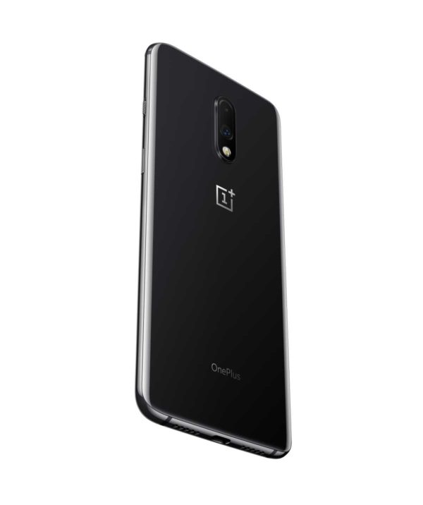 OnePlus 7, pantalla panorámica, doble altavoz y doble cámara